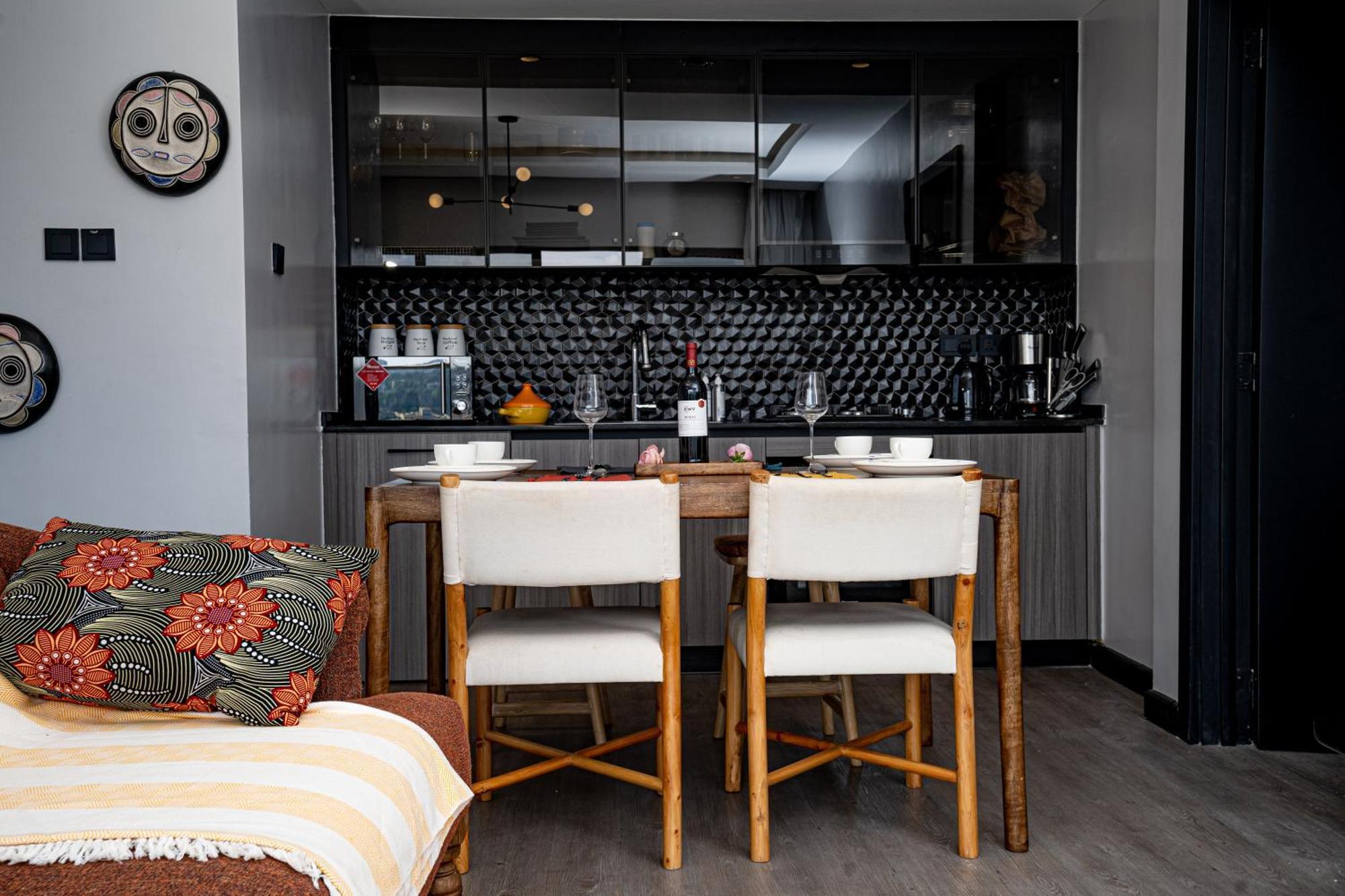 Escada Studio & 2-Bedroom, Rooftop Swimming Pool, Gym, Workspace, Wonderiss Homes Westland Living Nairobi Ngoại thất bức ảnh
